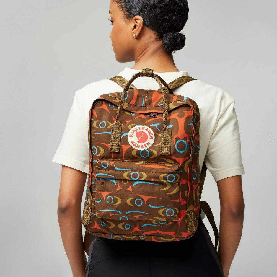 Fjallraven Kanken Art 2024 小狐狸 限量版背包 23200255